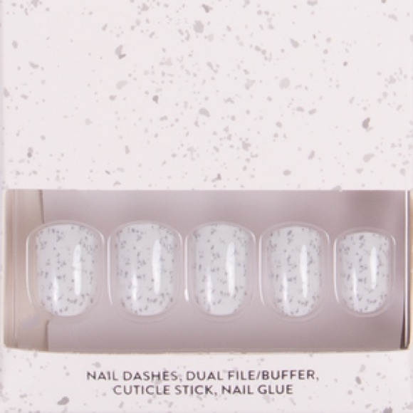 ⛰ Red Aspen Nail Dash: Santorini Caldera Press-on Manicure 💅 - Picture 4 of 15